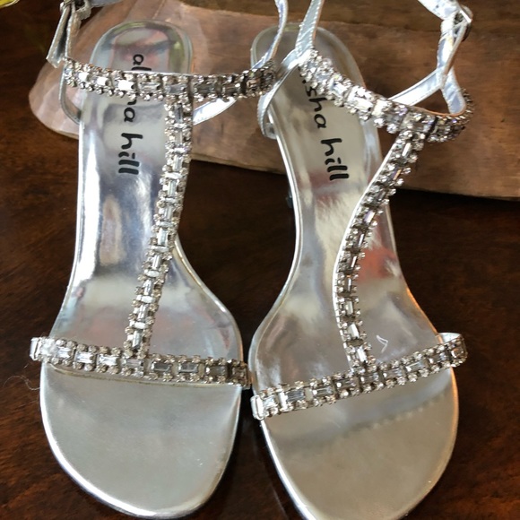 Alisha Hill Shoes in Silver with crystal accents - Picture 2 of 8